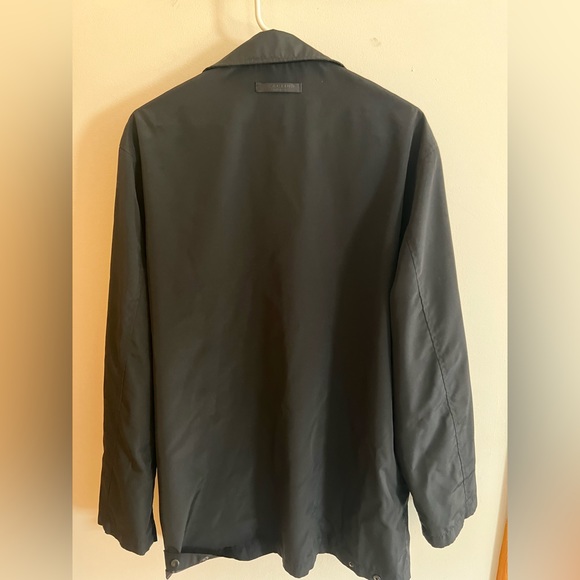 Men’s- Windbreaker - Picture 2 of 4